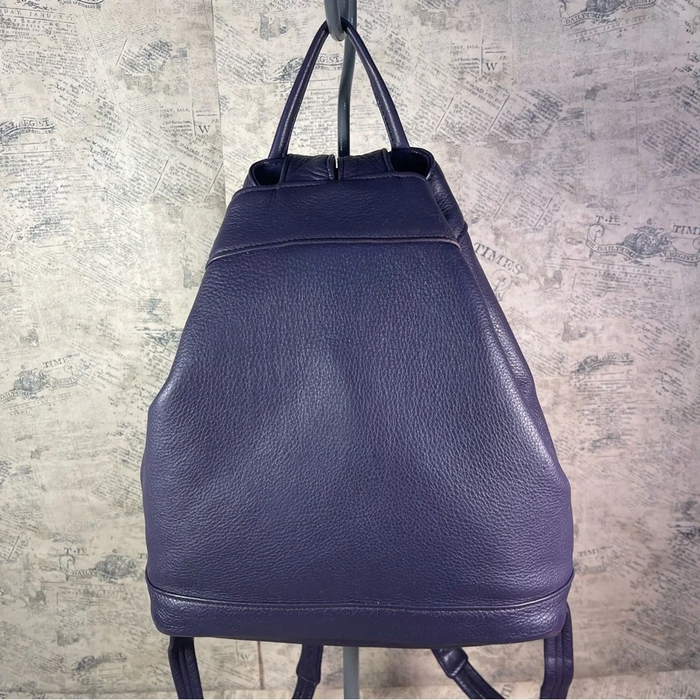 SVEN Imagined USA Made Leather backpack - Picture 2 of 12